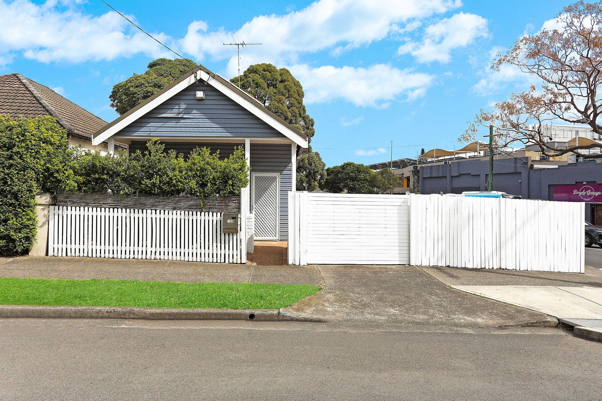 108 Flood Street, Leichhardt Sold by Hudson McHugh - image 1