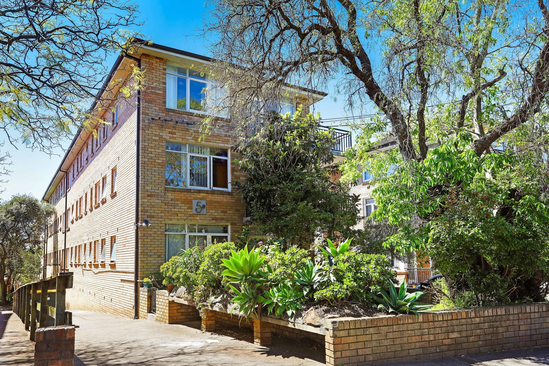 5/5B Gower Street, Summer Hill Sold by Hudson McHugh - image 1