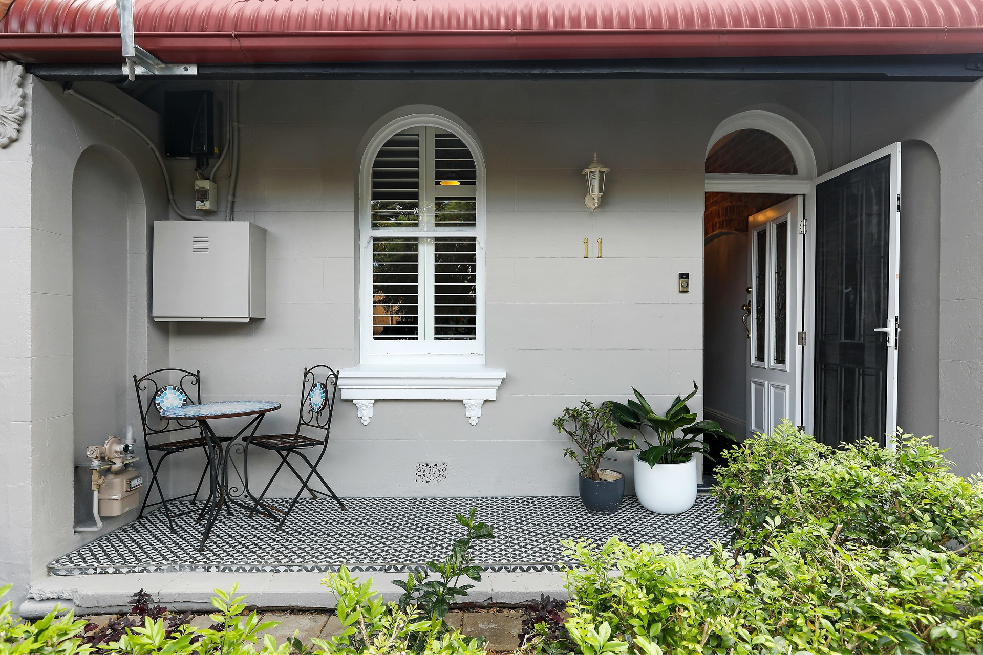 11 Holmesdale Street, Marrickville Sold by Hudson McHugh - image 1