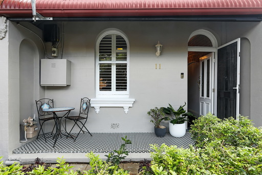 11 Holmesdale Street, Marrickville Sold by Hudson McHugh