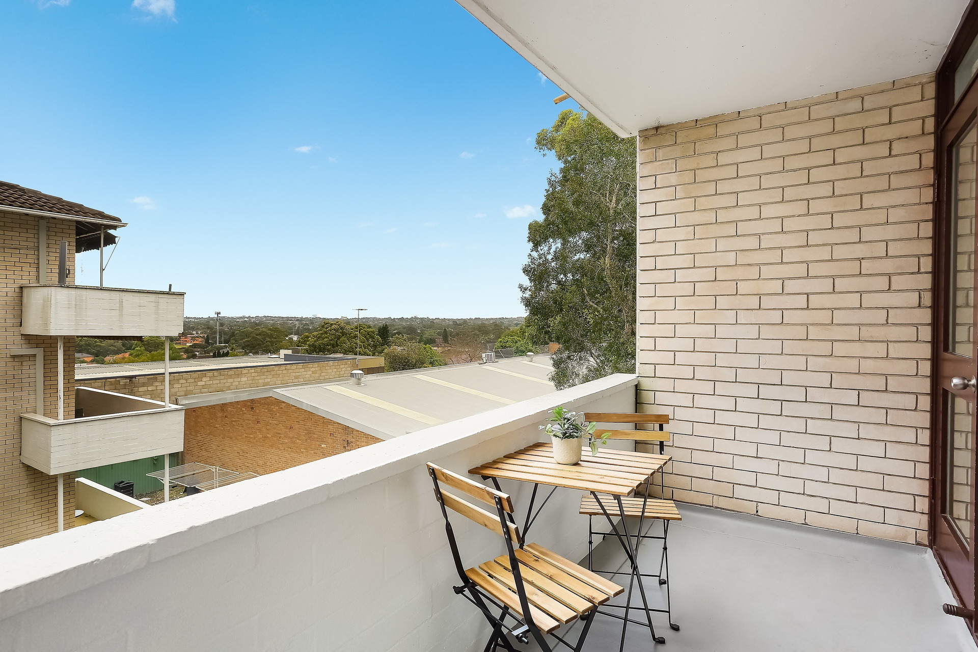 4/13 Brighton Avenue, Croydon Park Sold by Hudson McHugh - image 1