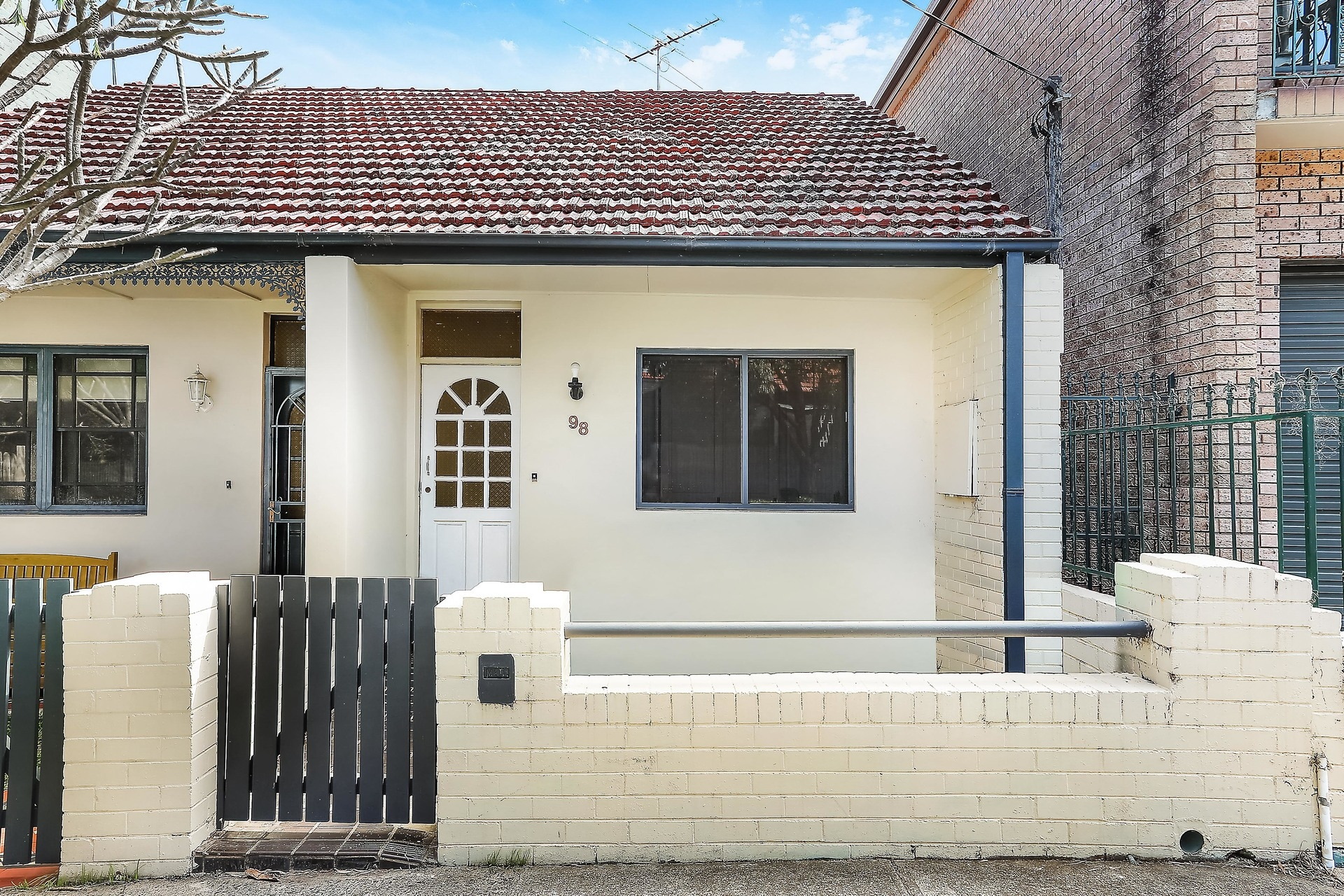 98 Elswick Street, Leichhardt Sold by Hudson McHugh - image 1