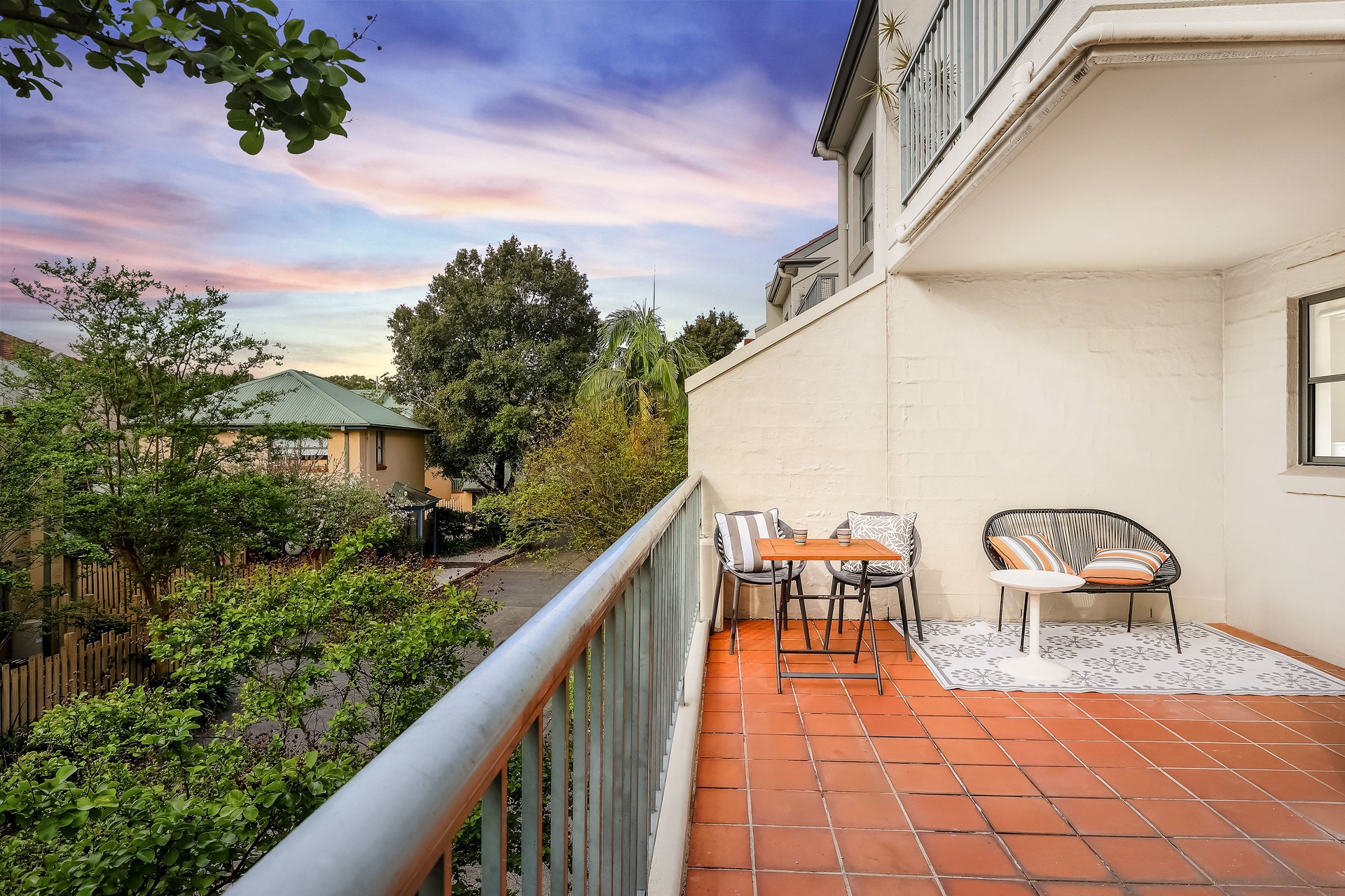 8/69 Allen Street, Leichhardt Sold by Hudson McHugh - image 1