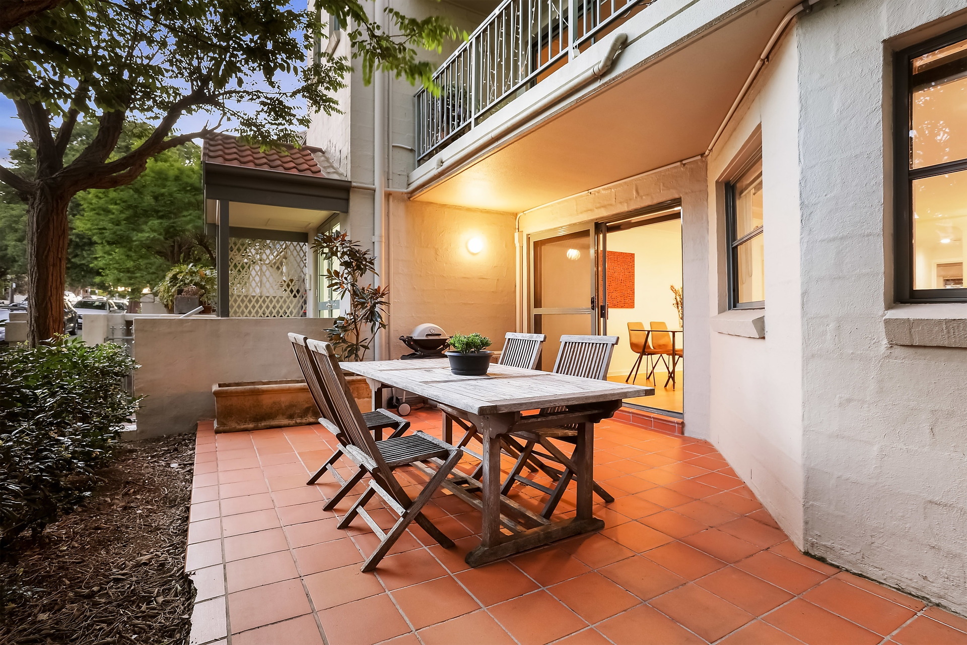 8/69 Allen Street, Leichhardt Sold by Hudson McHugh - image 1