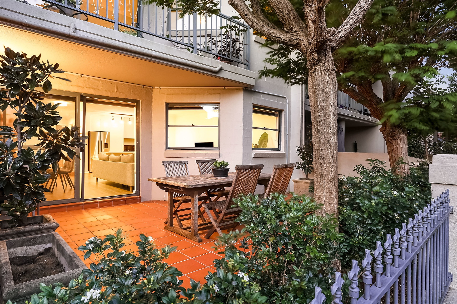 8/69 Allen Street, Leichhardt Sold by Hudson McHugh - image 1