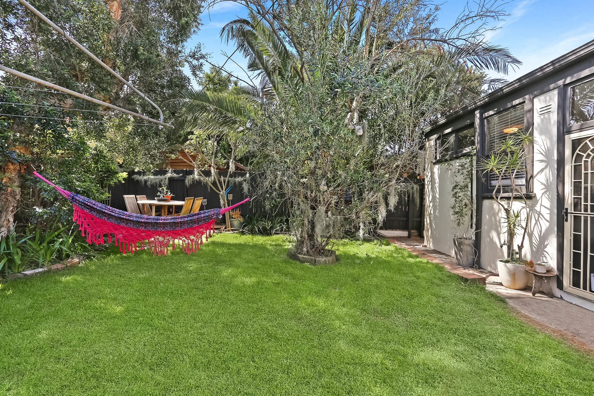 330 Canterbury Road, Hurlstone Park Sold by Hudson McHugh - image 1