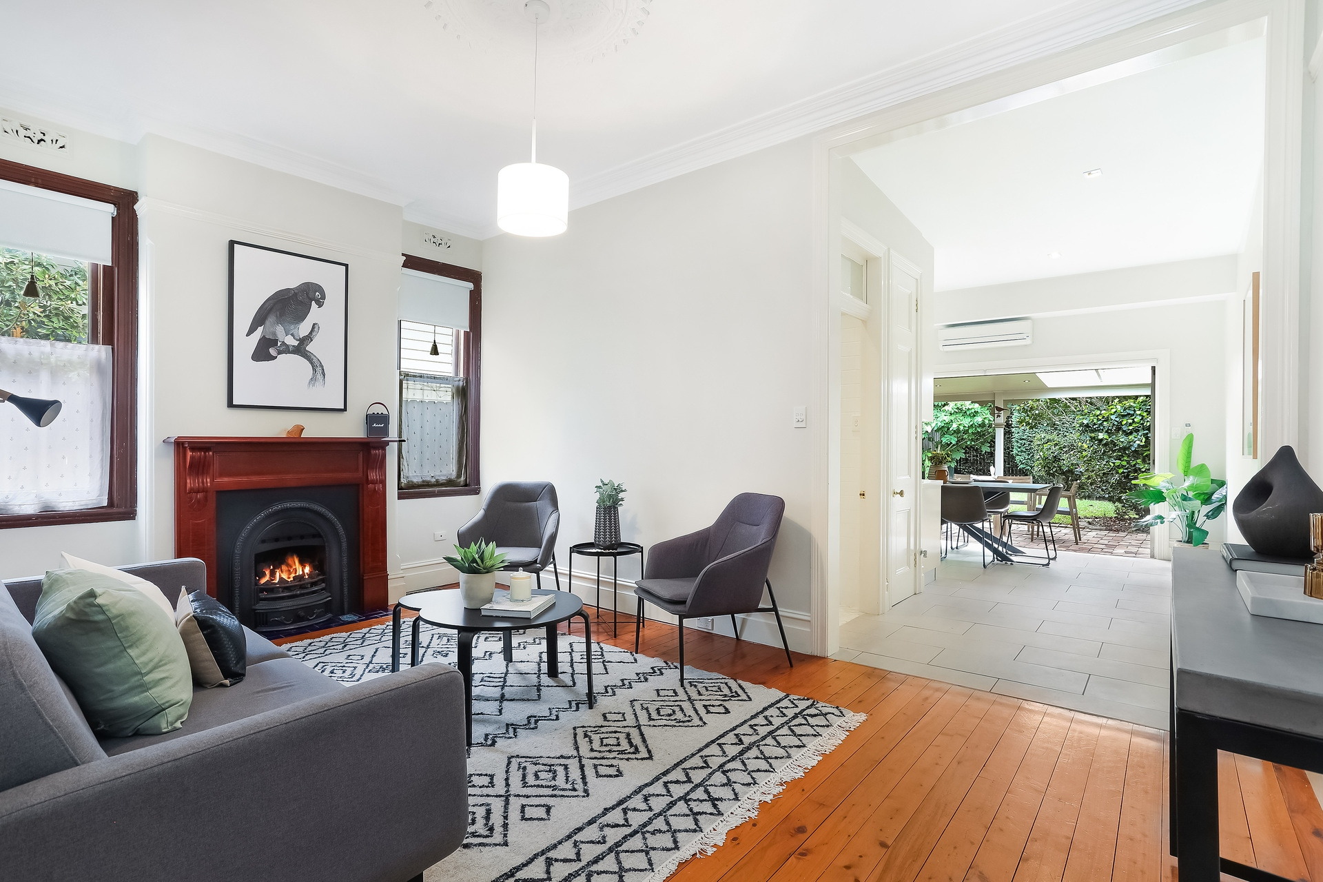 6 Kroombit Street, Dulwich Hill Sold by Hudson McHugh - image 1