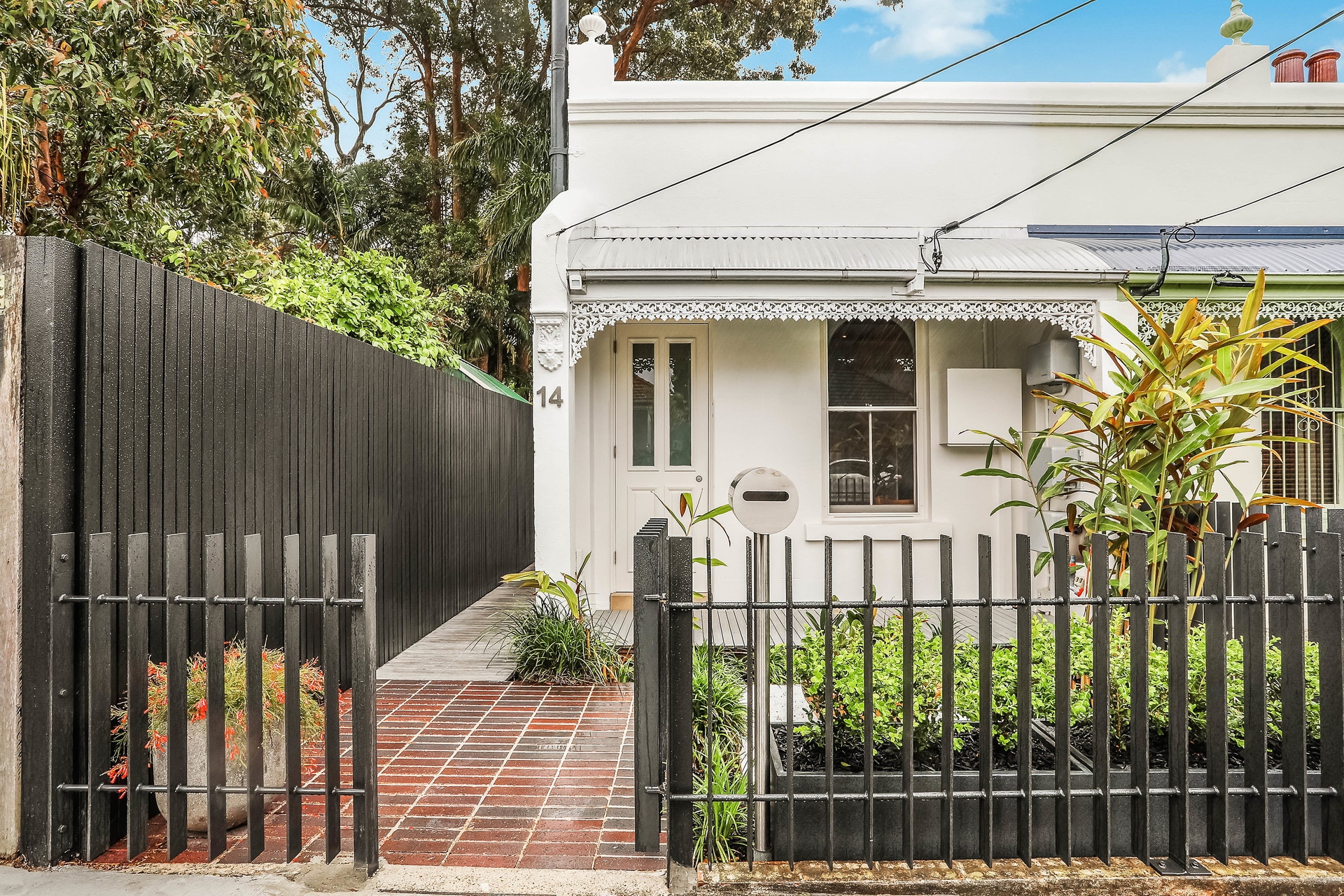 14 Manchester Street, Dulwich Hill Sold by Hudson McHugh - image 1