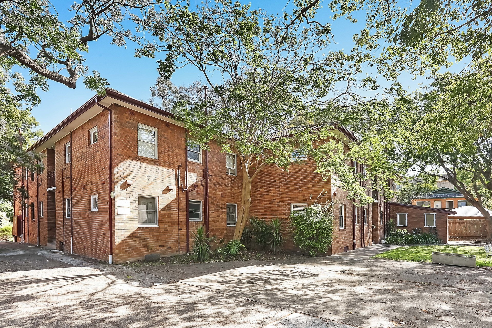 4/44a Grosvenor Crescent, Summer Hill Sold by Hudson McHugh - image 1