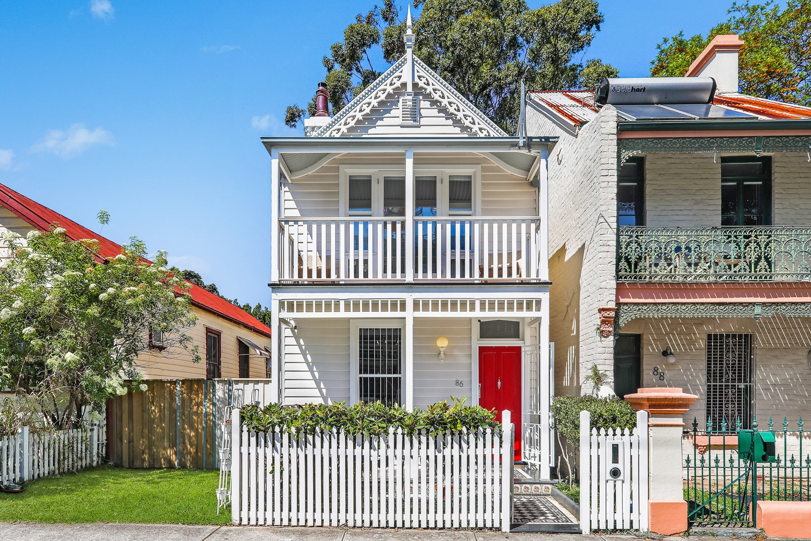 86 Allen Street, Leichhardt Leased by Hudson McHugh - image 1