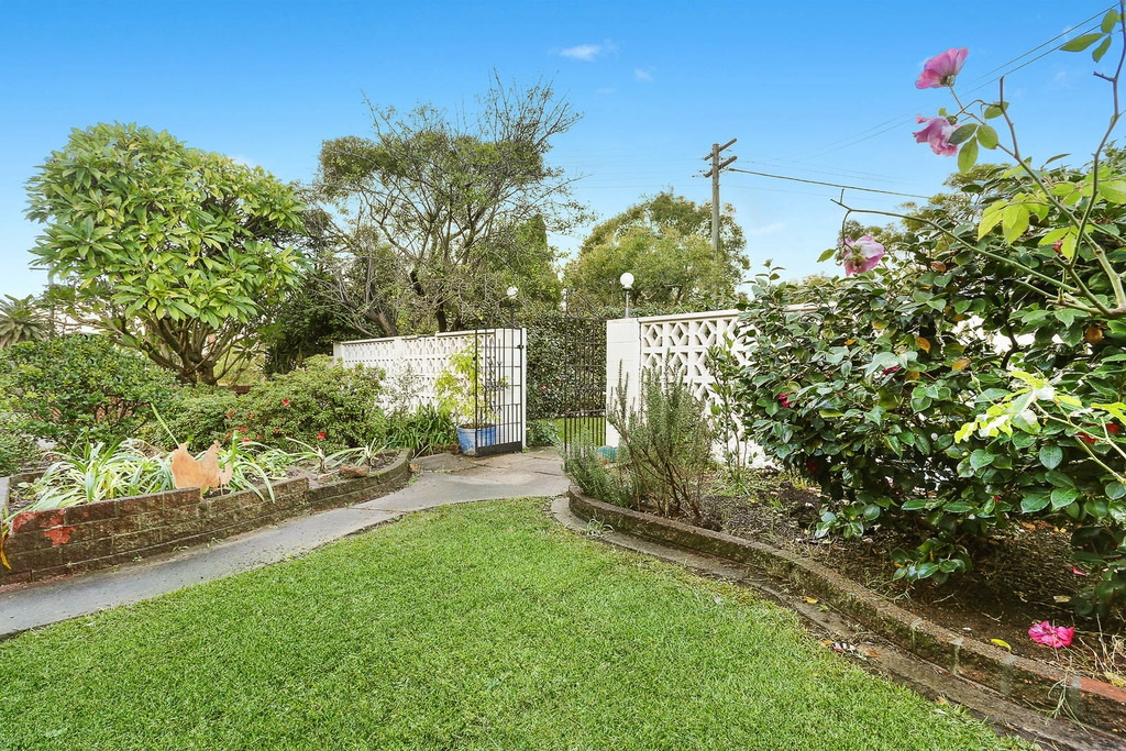 296 Old Canterbury Road, Summer Hill Sold by Hudson McHugh - image 1