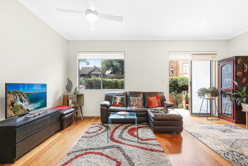 4/342a Marrickville Road, Marrickville Sold by Hudson McHugh