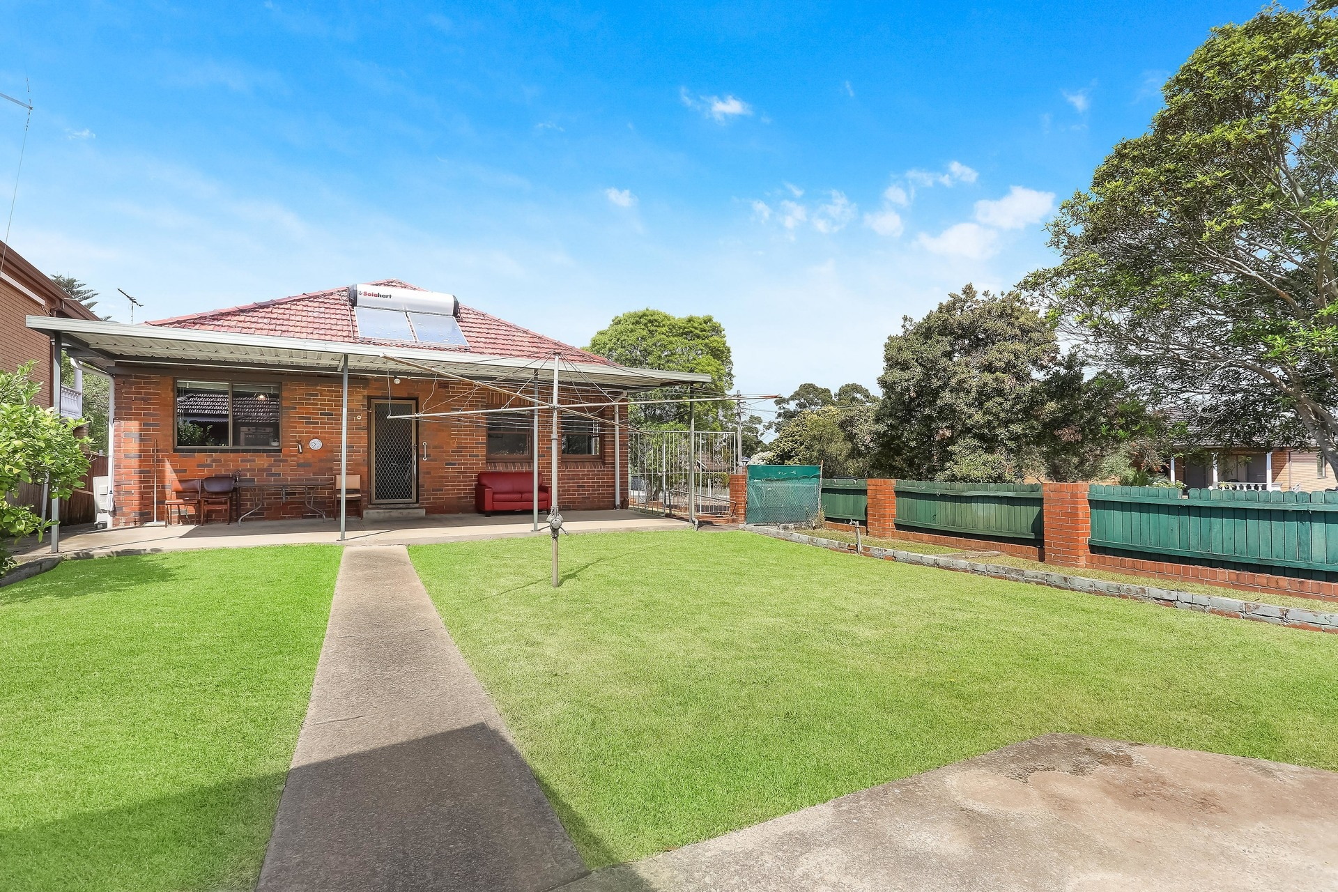 31 Hanks Street, Ashfield Sold by Hudson McHugh - image 1