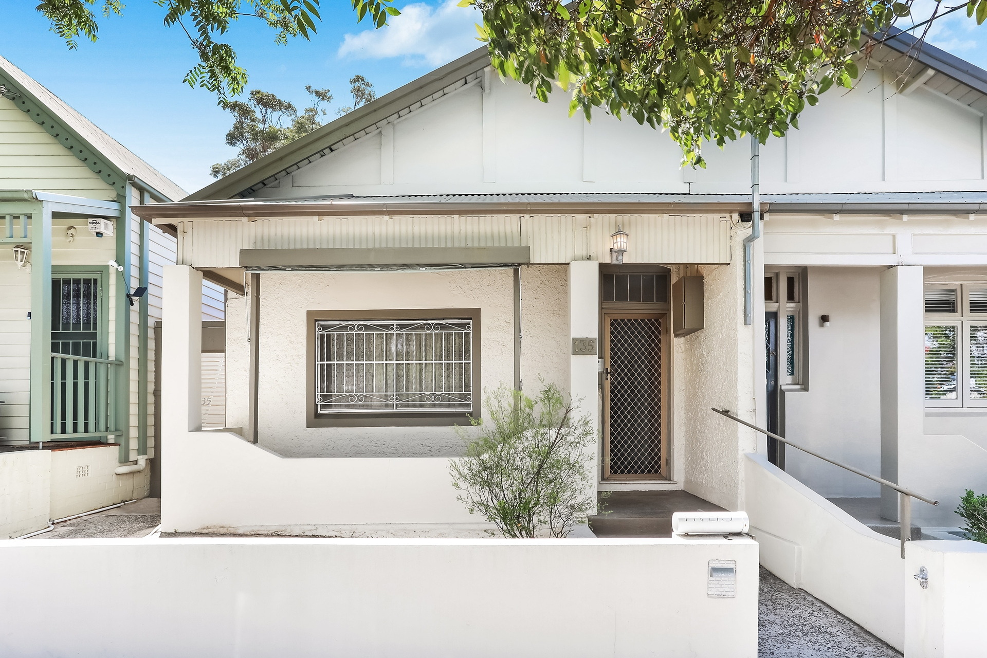 135 Flood Street, Leichhardt Sold by Hudson McHugh - image 1