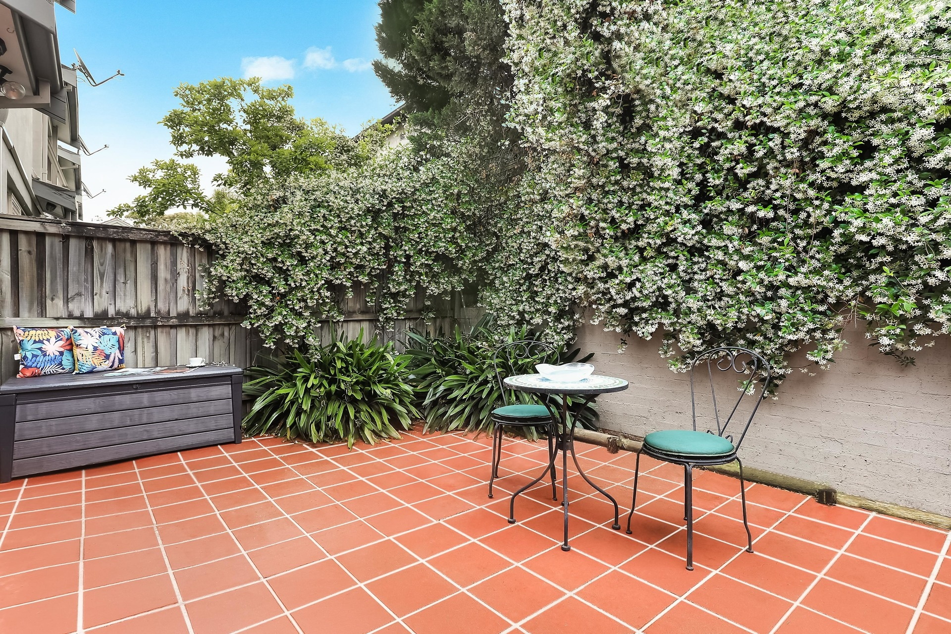 10/299 Norton Street, Lilyfield Sold by Hudson McHugh - image 1