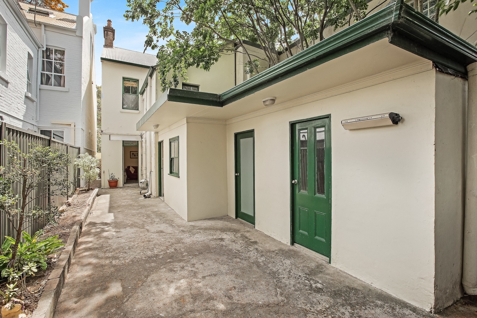 147 Pitt Street, Redfern Leased by Hudson McHugh - image 1