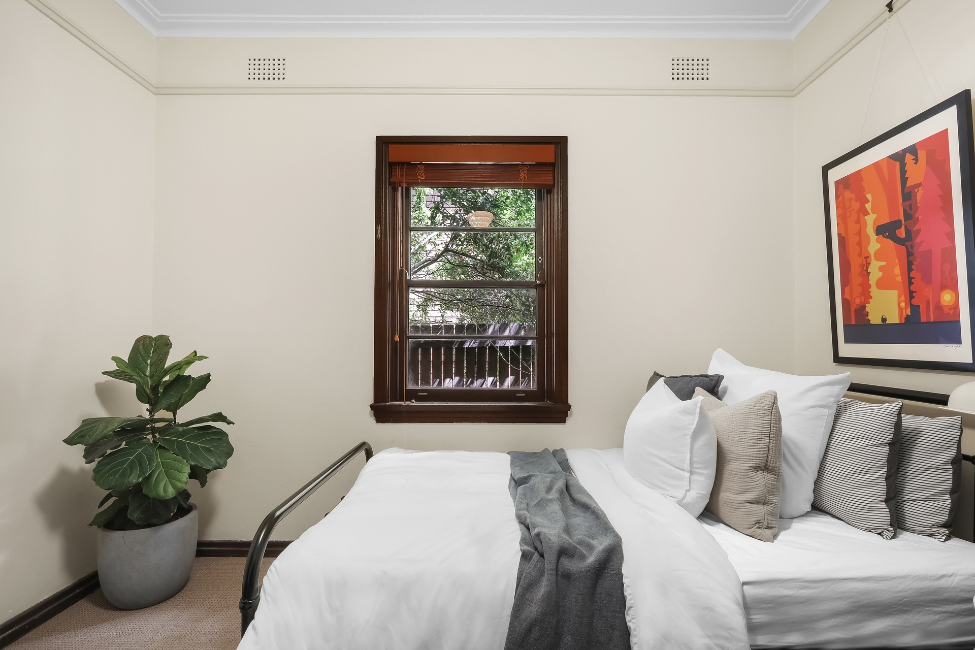 2/57 Ewart Street, Dulwich Hill Sold by Hudson McHugh - image 1