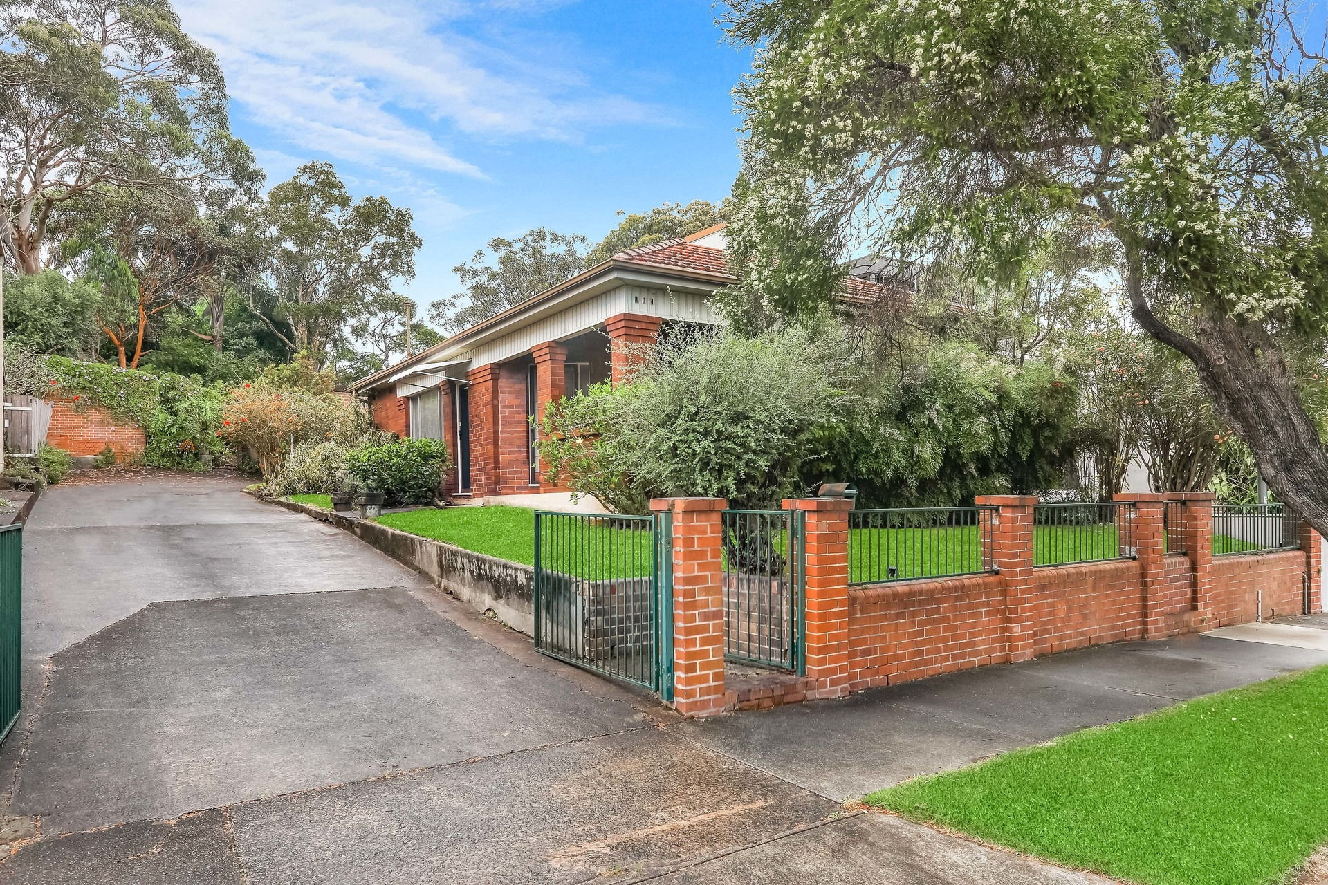 111 Foster Street, Leichhardt Sold by Hudson McHugh - image 1