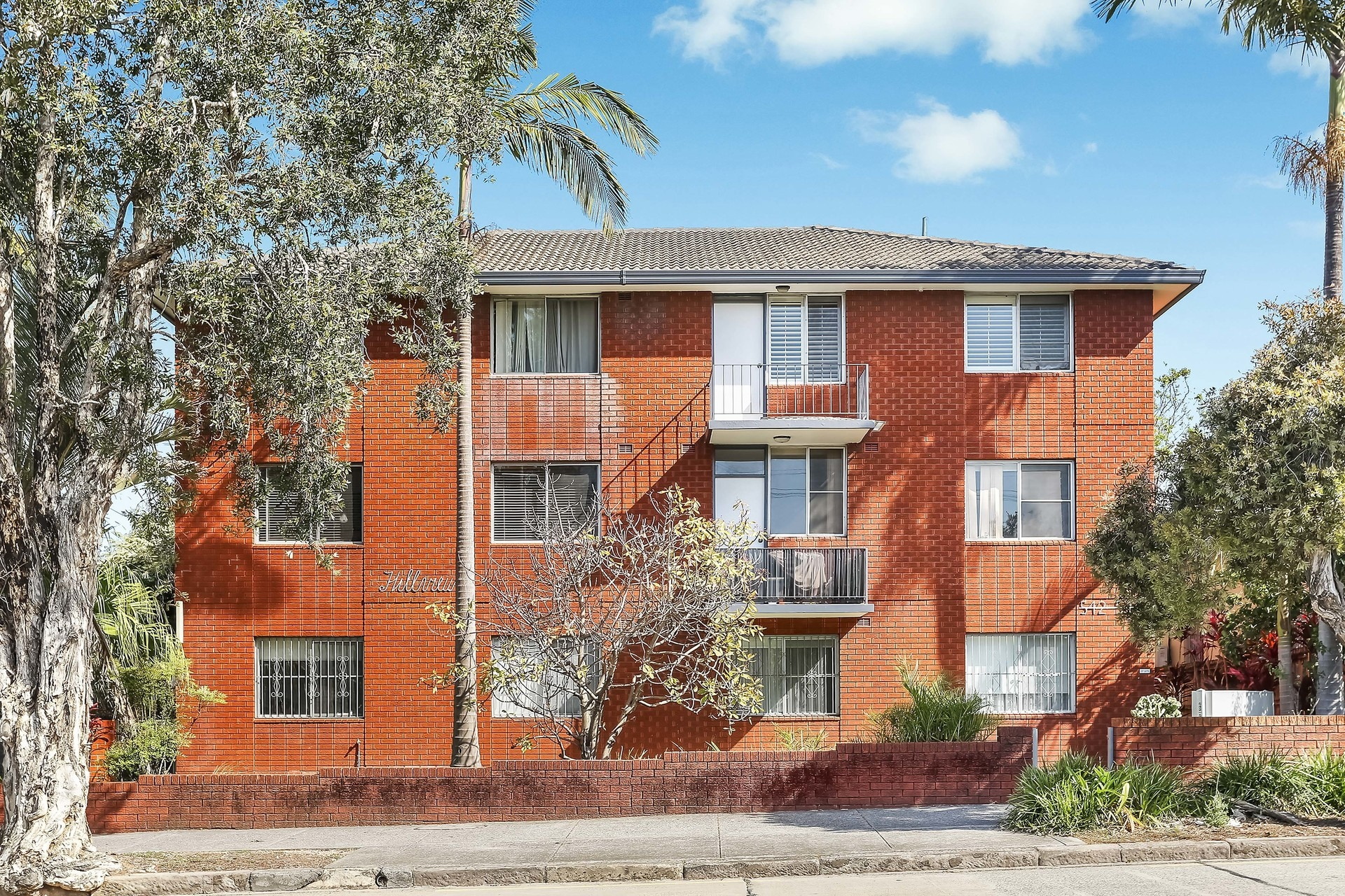 15/542-544 New Canterbury Road, Dulwich Hill Sold by Hudson McHugh - image 1