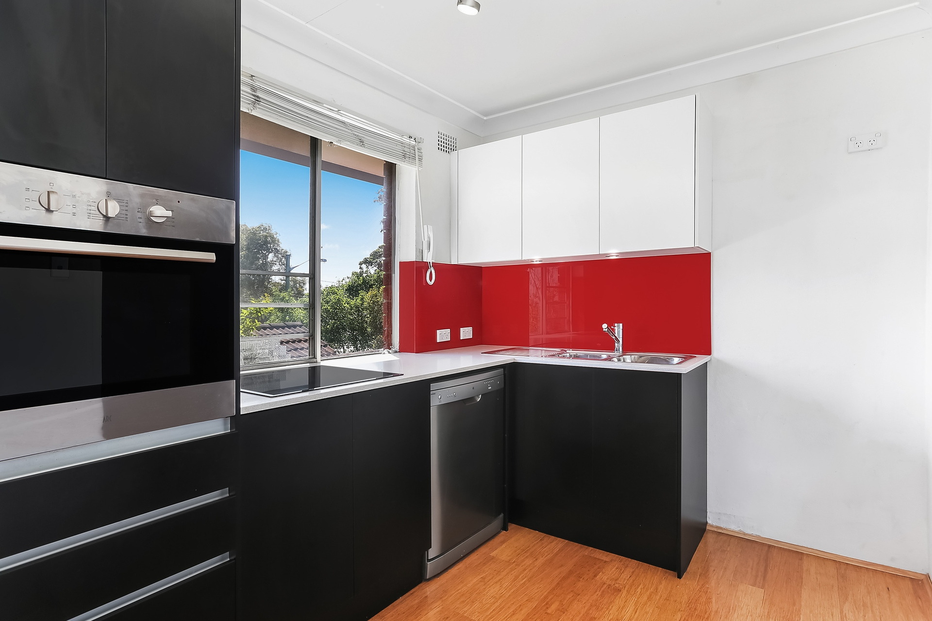 15/542-544 New Canterbury Road, Dulwich Hill Sold by Hudson McHugh - image 1