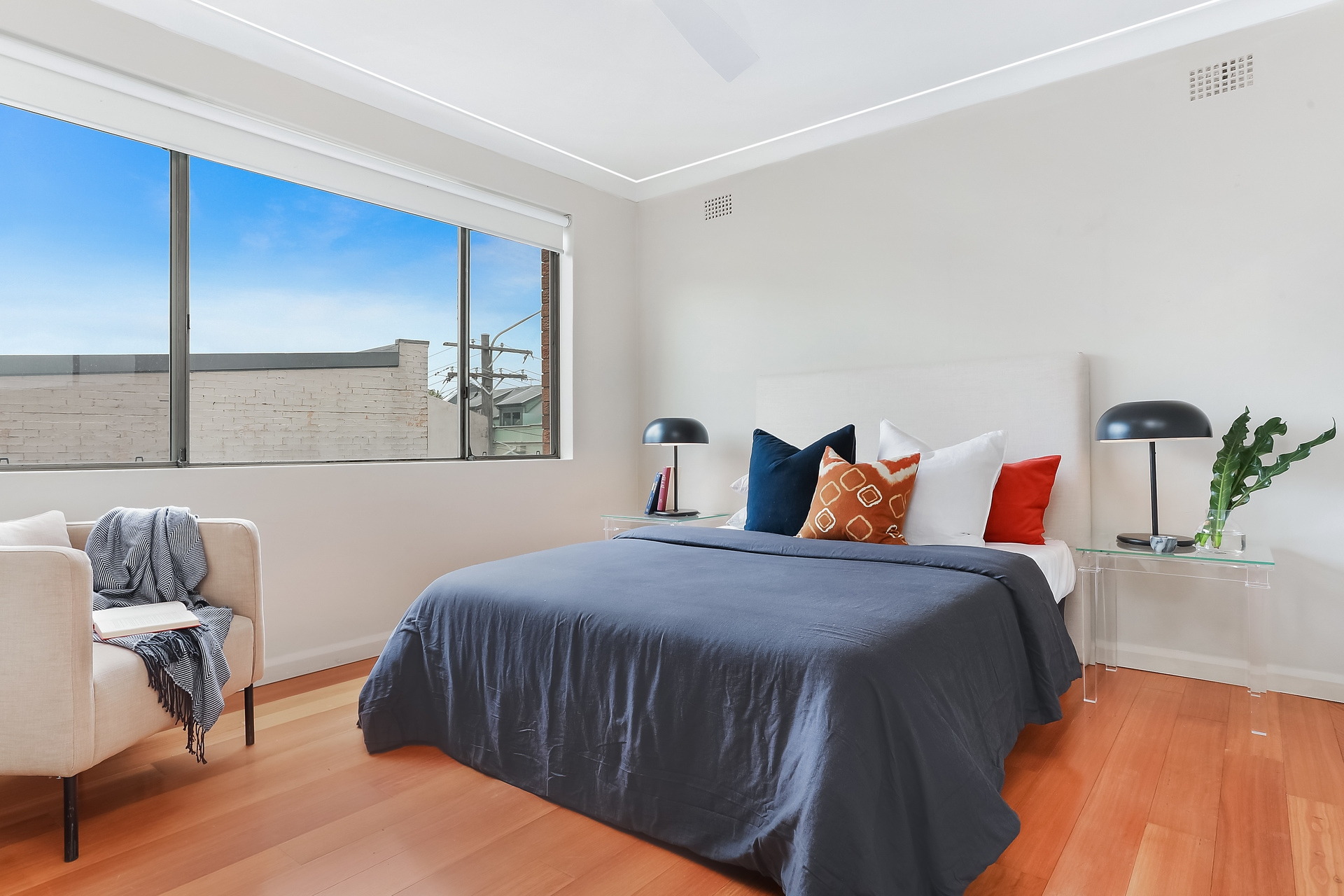 7/344 Edgeware Road, Newtown Sold by Hudson McHugh - image 1