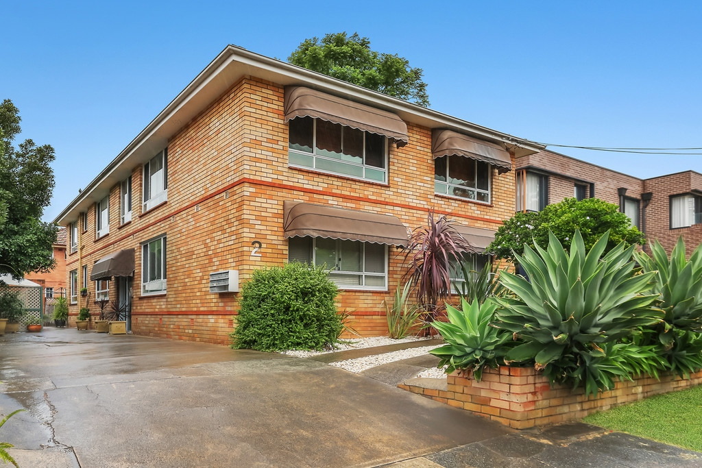 1/2 Lindsay Avenue, Summer Hill Sold by Hudson McHugh - image 1