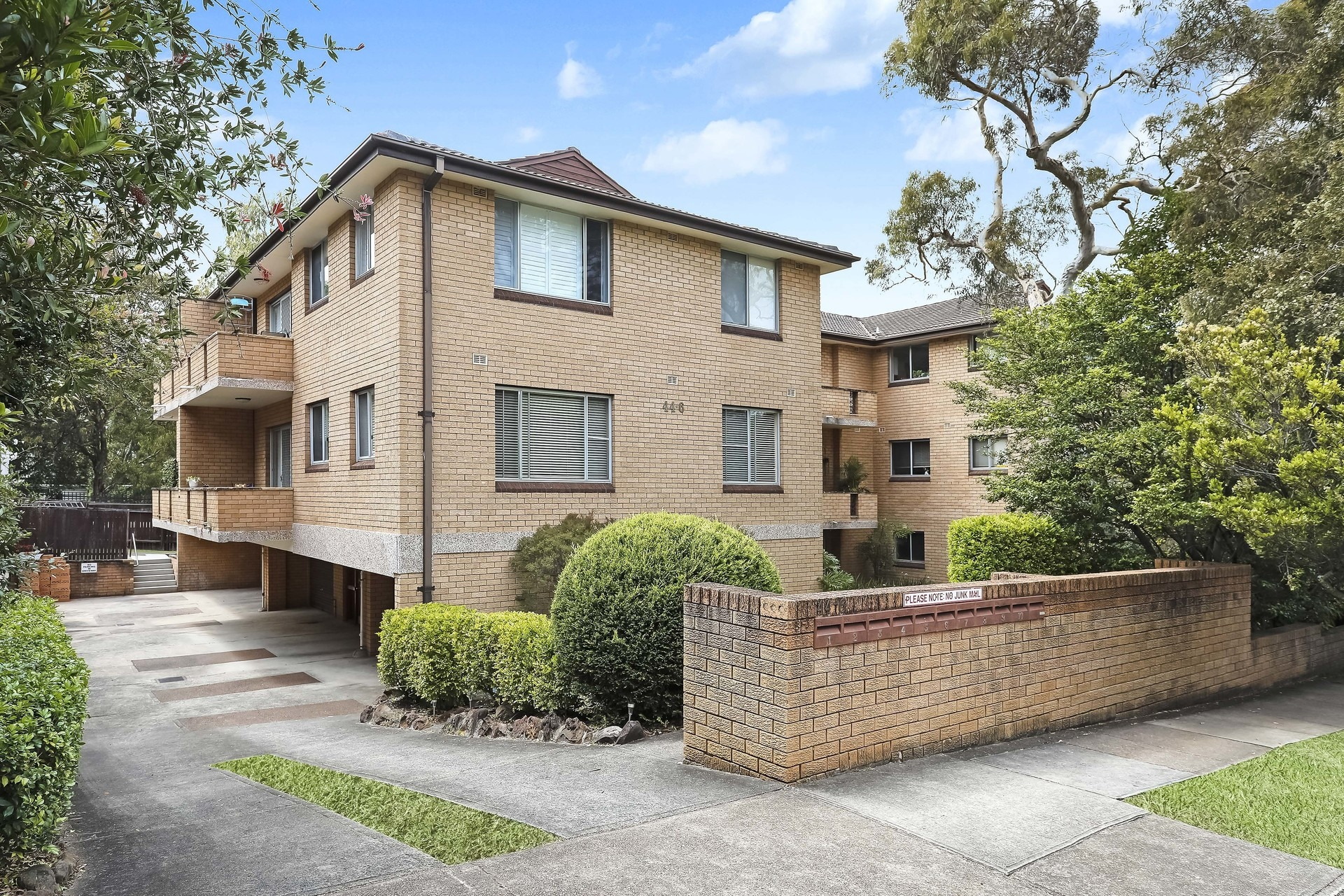 4/44 Henson Street, Summer Hill Sold by Hudson McHugh - image 1