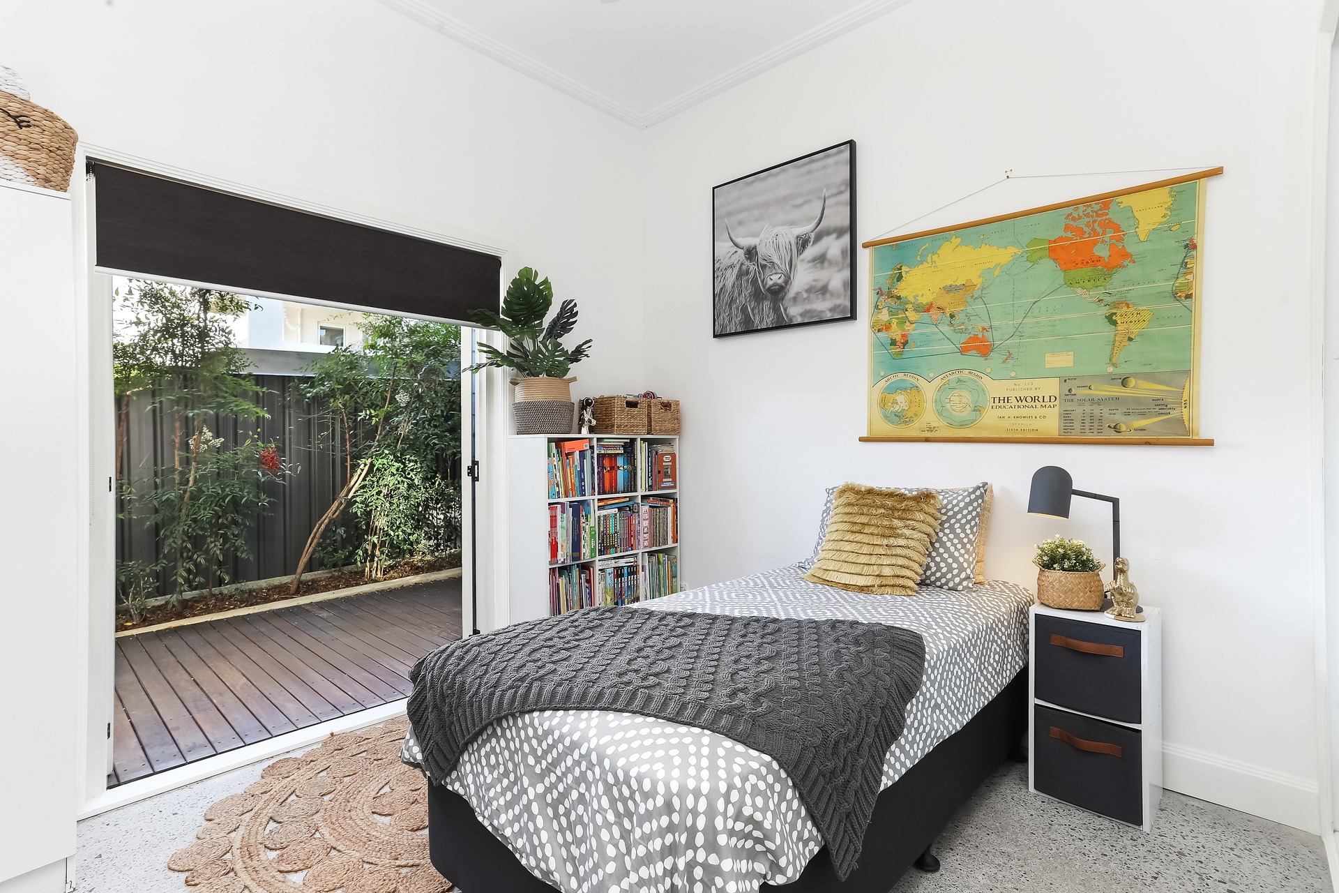 2B Loftus Street, Dulwich Hill Sold by Hudson McHugh - image 1