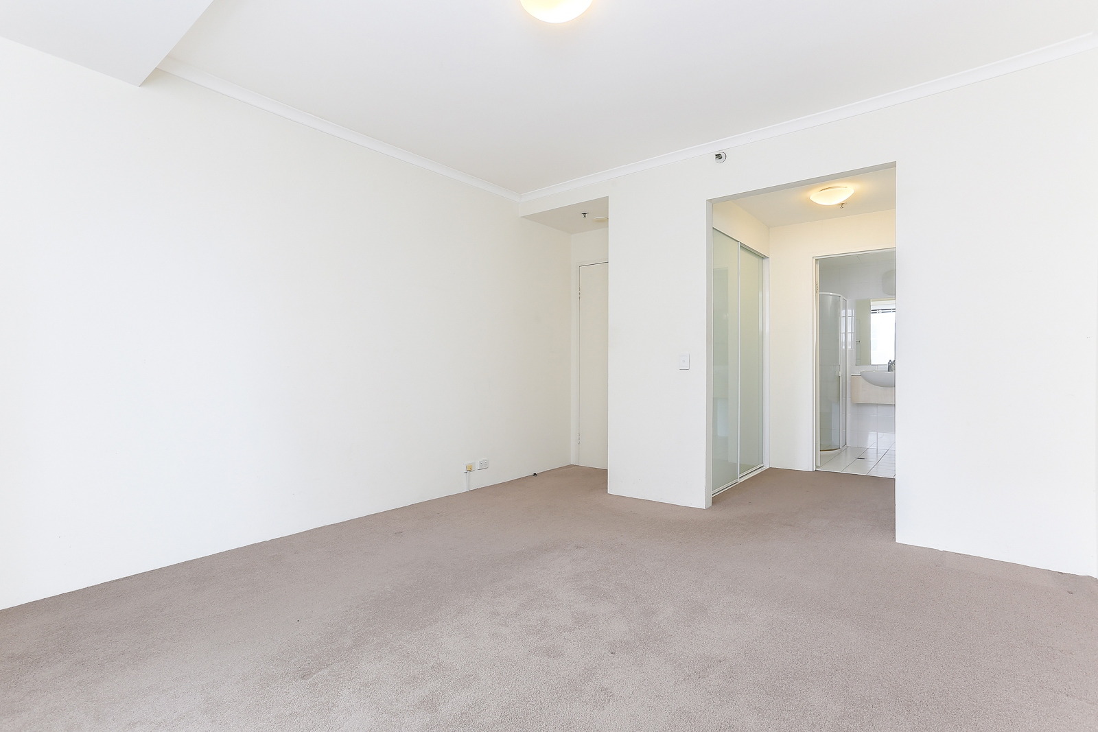 D604/780 Bourke Street, Redfern Leased by Hudson McHugh - image 1