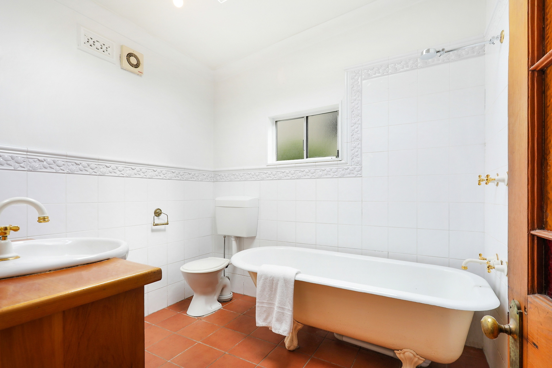 7 Cromwell Street, Leichhardt Sold by Hudson McHugh - image 1