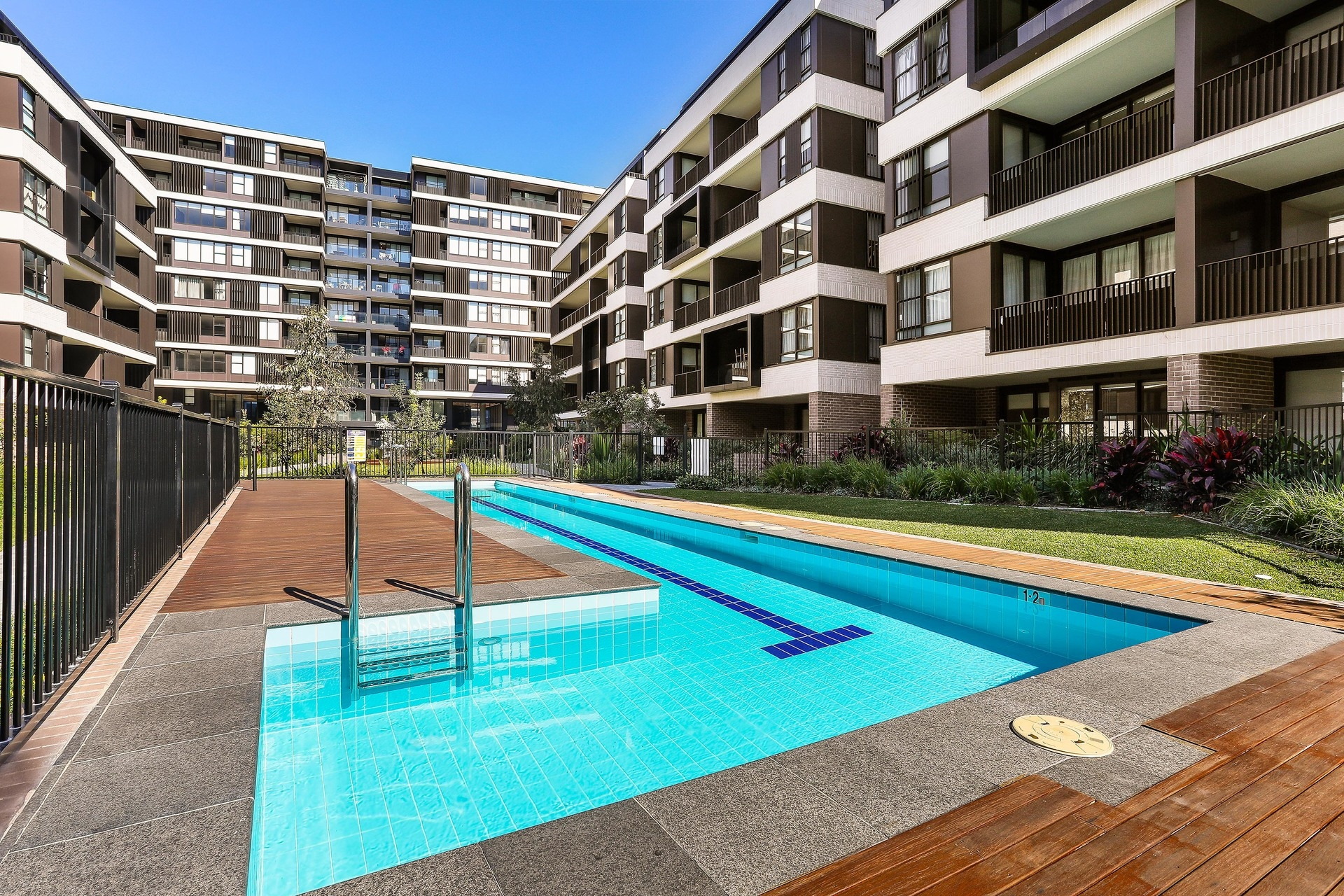 102/22b George Street, Leichhardt Sold by Hudson McHugh - image 1