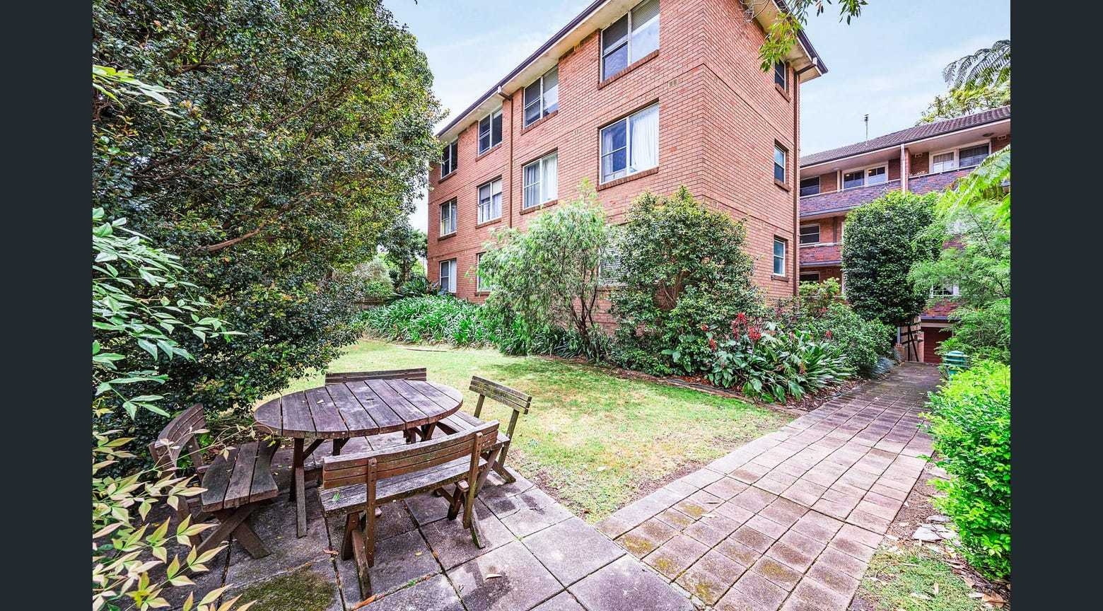 5/6-8 Gower Street, Summer Hill Leased by Hudson McHugh - image 1