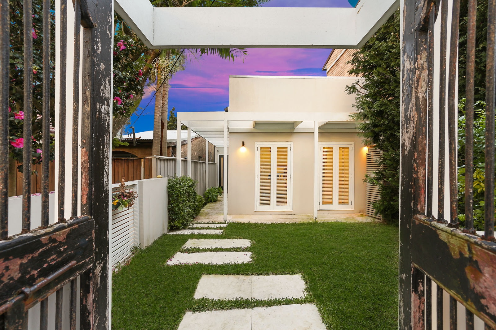 53 Charles Street, Leichhardt Sold by Hudson McHugh - image 1