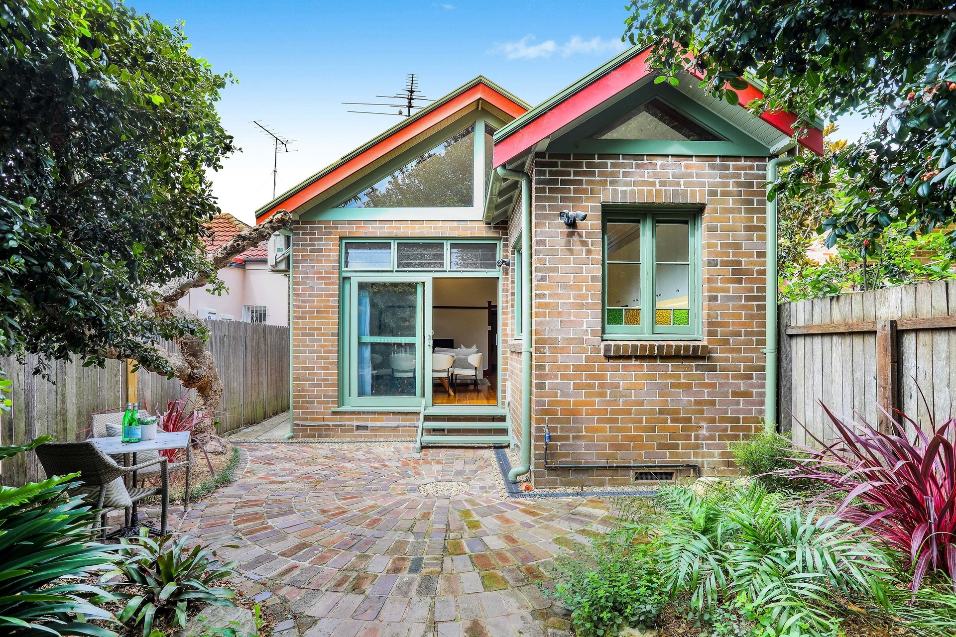 13A Balfour Street, Dulwich Hill Sold by Hudson McHugh - image 1