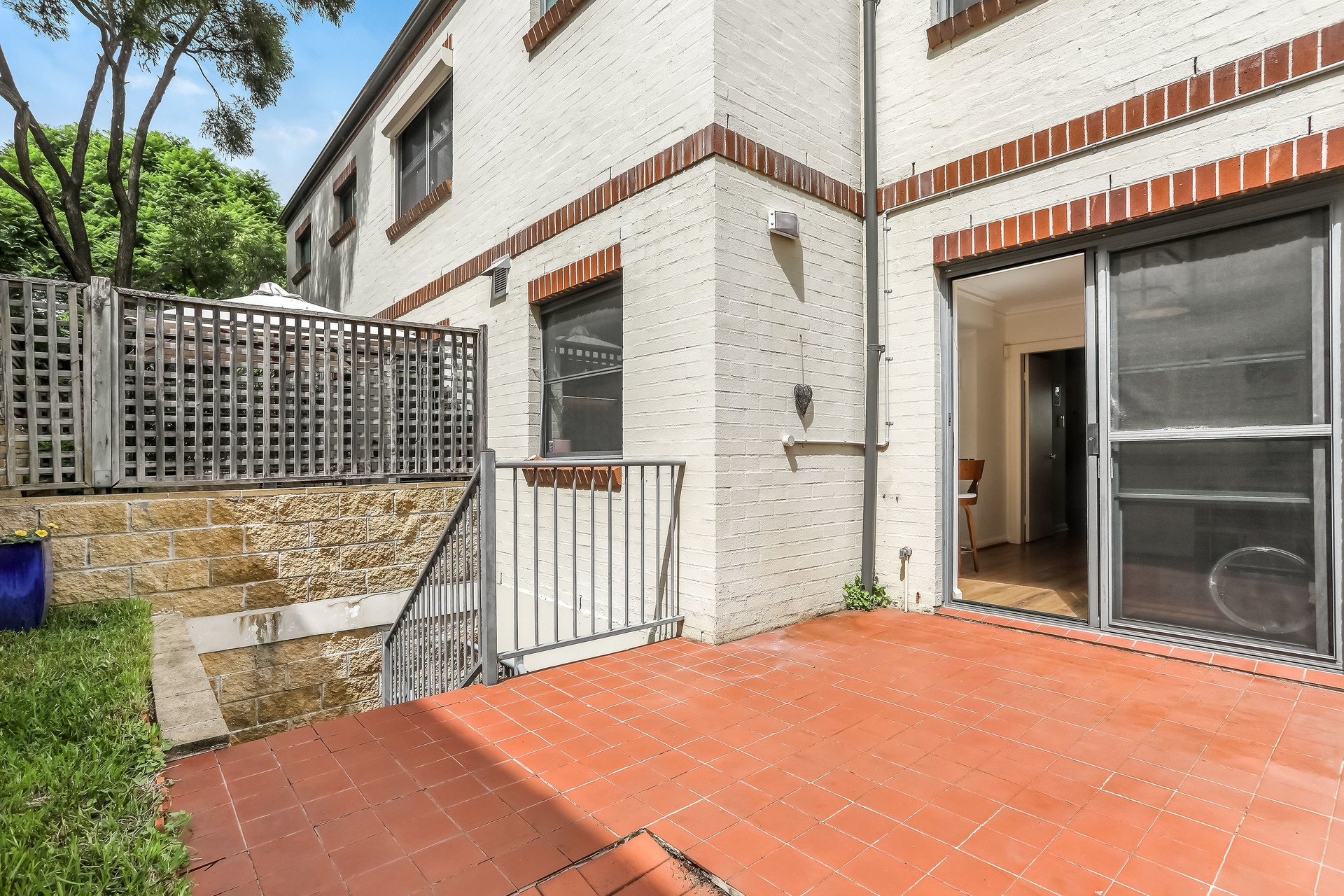 18/165-169 Allen Street, Leichhardt Sold by Hudson McHugh - image 1