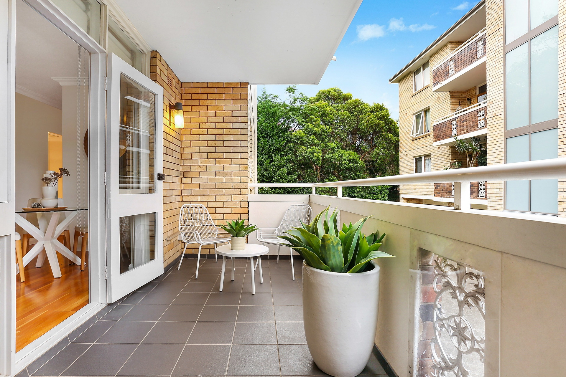 8/49 Grosvenor Crescent, Summer Hill Sold by Hudson McHugh - image 1