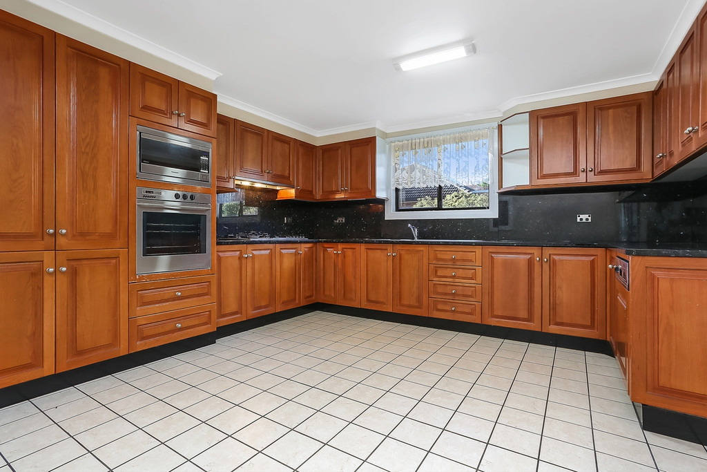 6 Graf Avenue, Yagoona Sold by Hudson McHugh - image 1