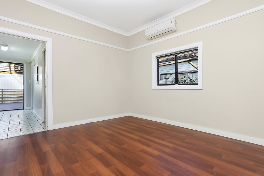 6 Graf Avenue, Yagoona Sold by Hudson McHugh - image 1