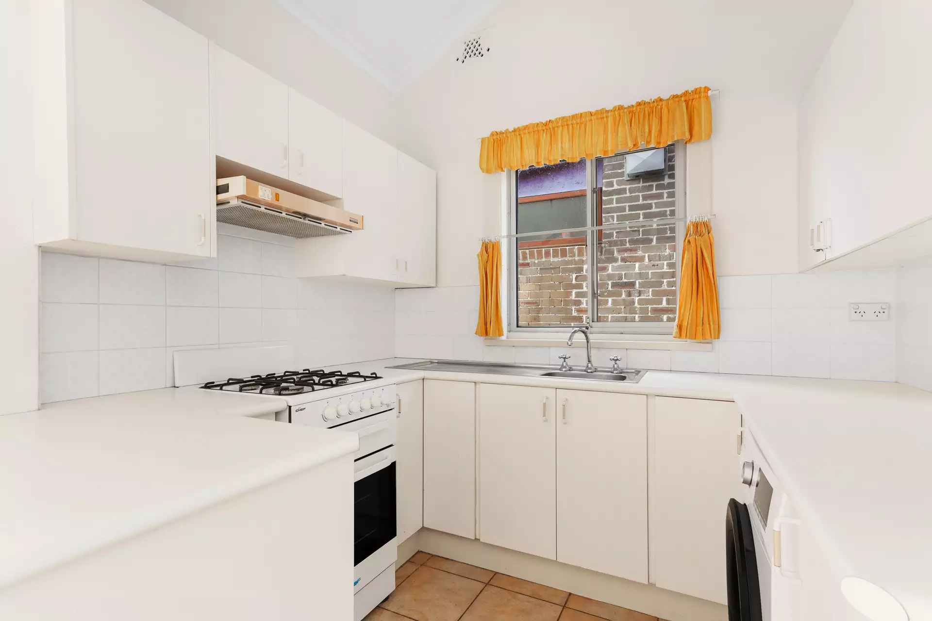 7A Windsor Road, Dulwich Hill Sold by Hudson McHugh - image 1