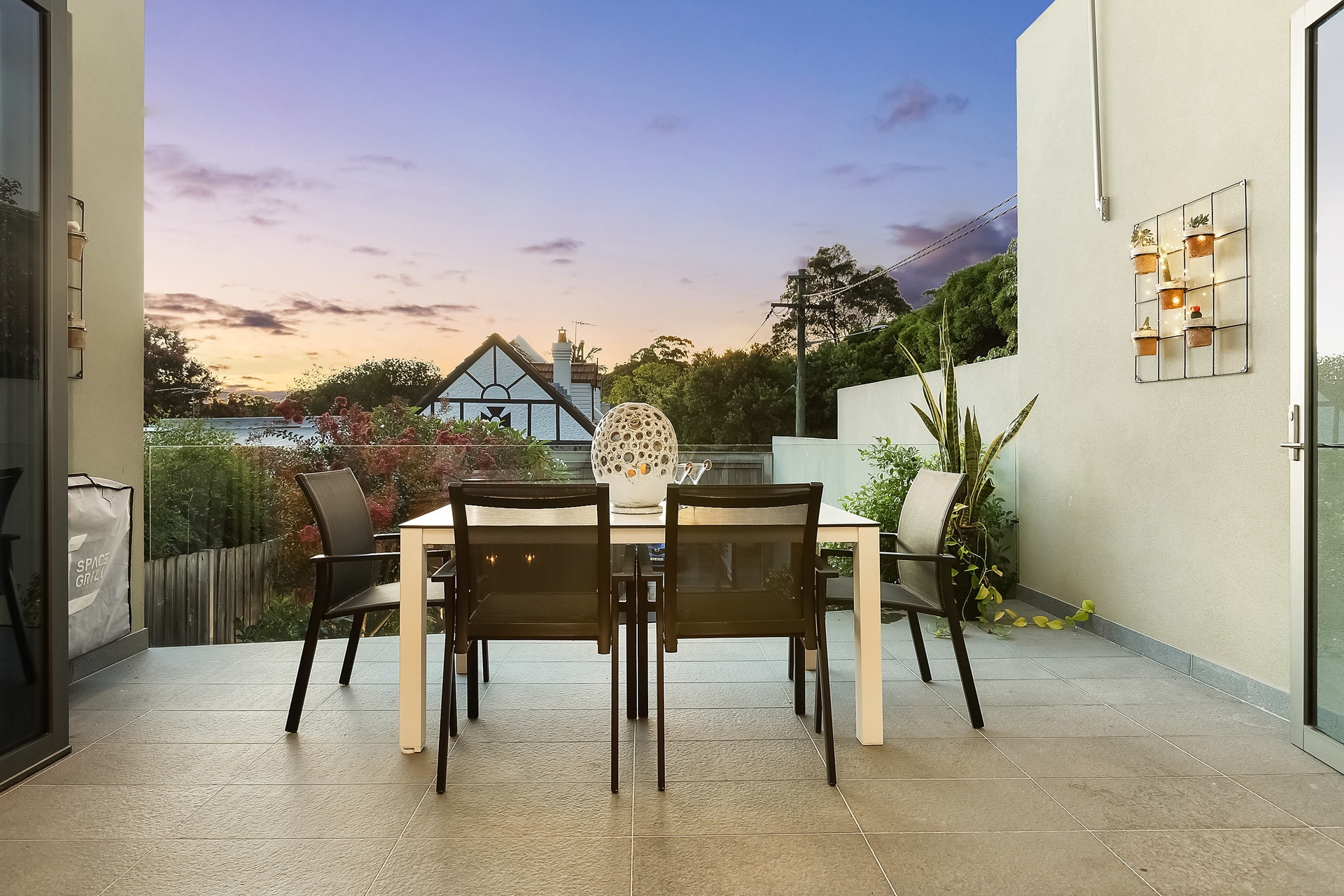 2 Searl Street, Petersham Sold by Hudson McHugh - image 1