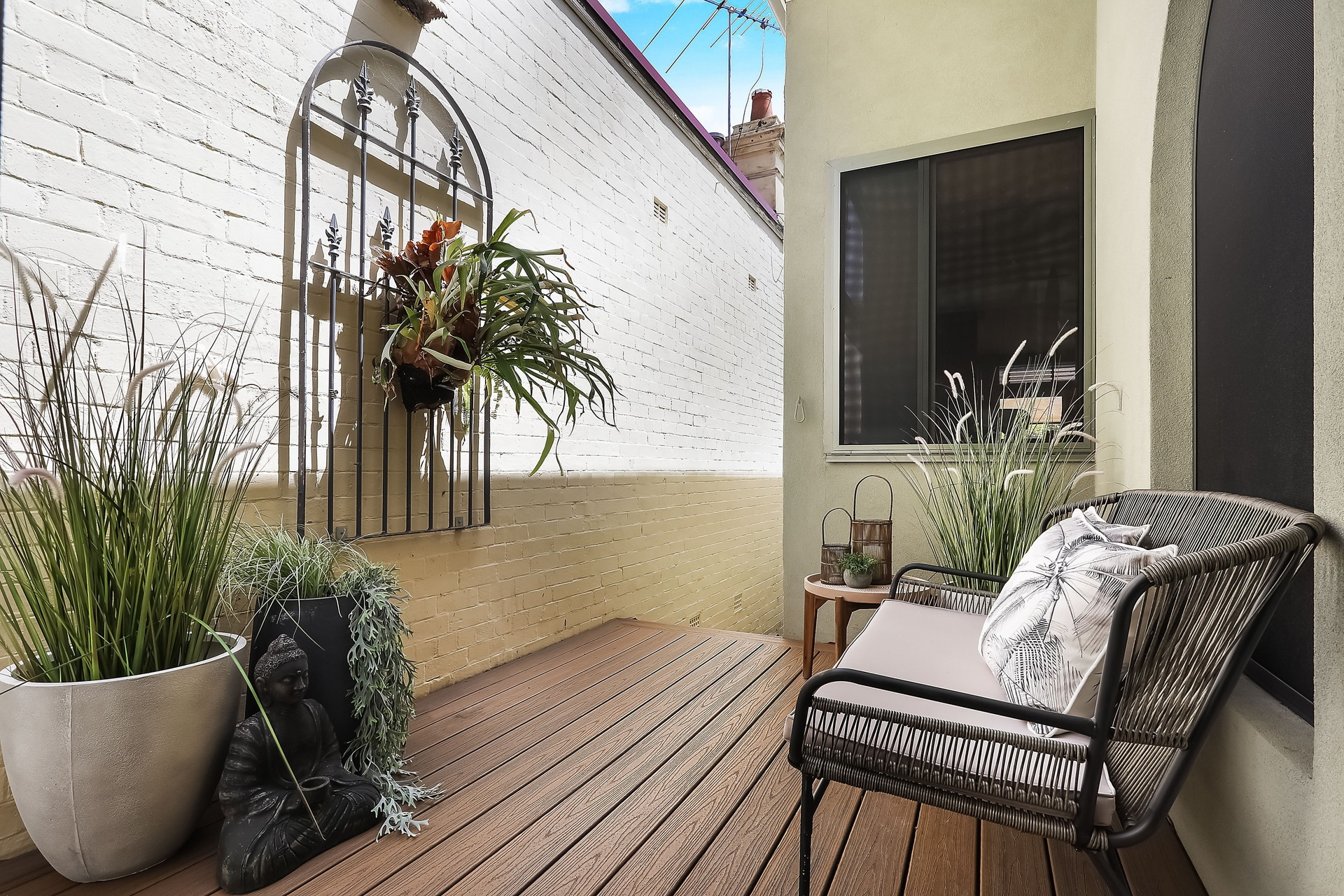 2 Searl Street, Petersham Sold by Hudson McHugh - image 1