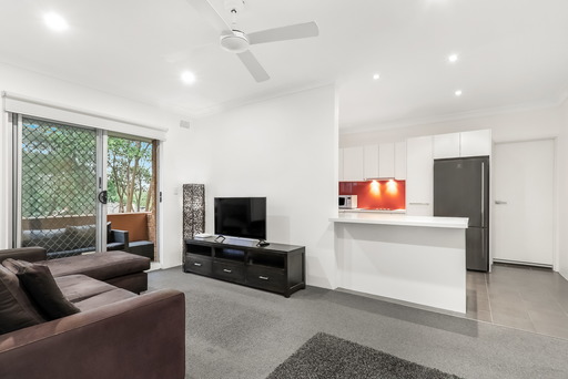 4/2-8 Henson Street, Marrickville Sold by Hudson McHugh