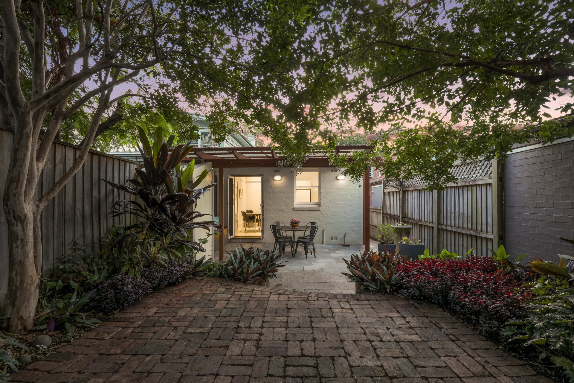 9 Loftus Street, Leichhardt Sold by Hudson McHugh - image 1