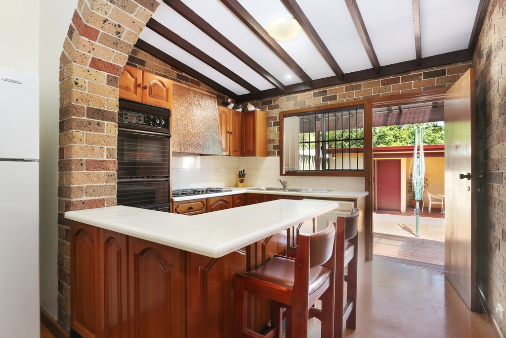 2 Foster Street, Leichhardt Sold by Hudson McHugh - image 1