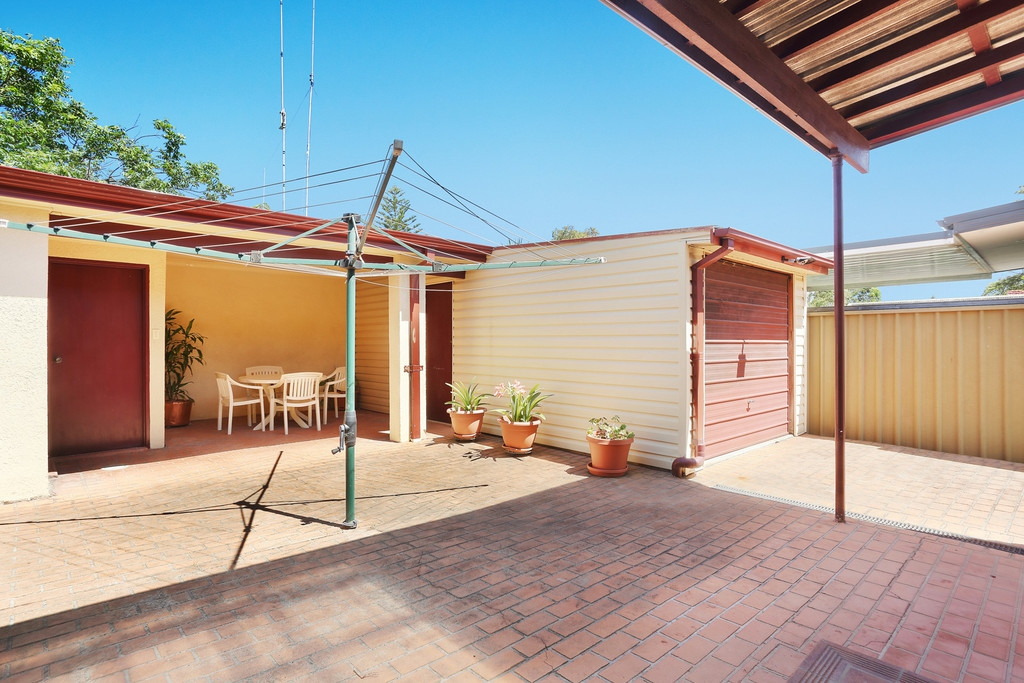 2 Foster Street, Leichhardt Sold by Hudson McHugh - image 1