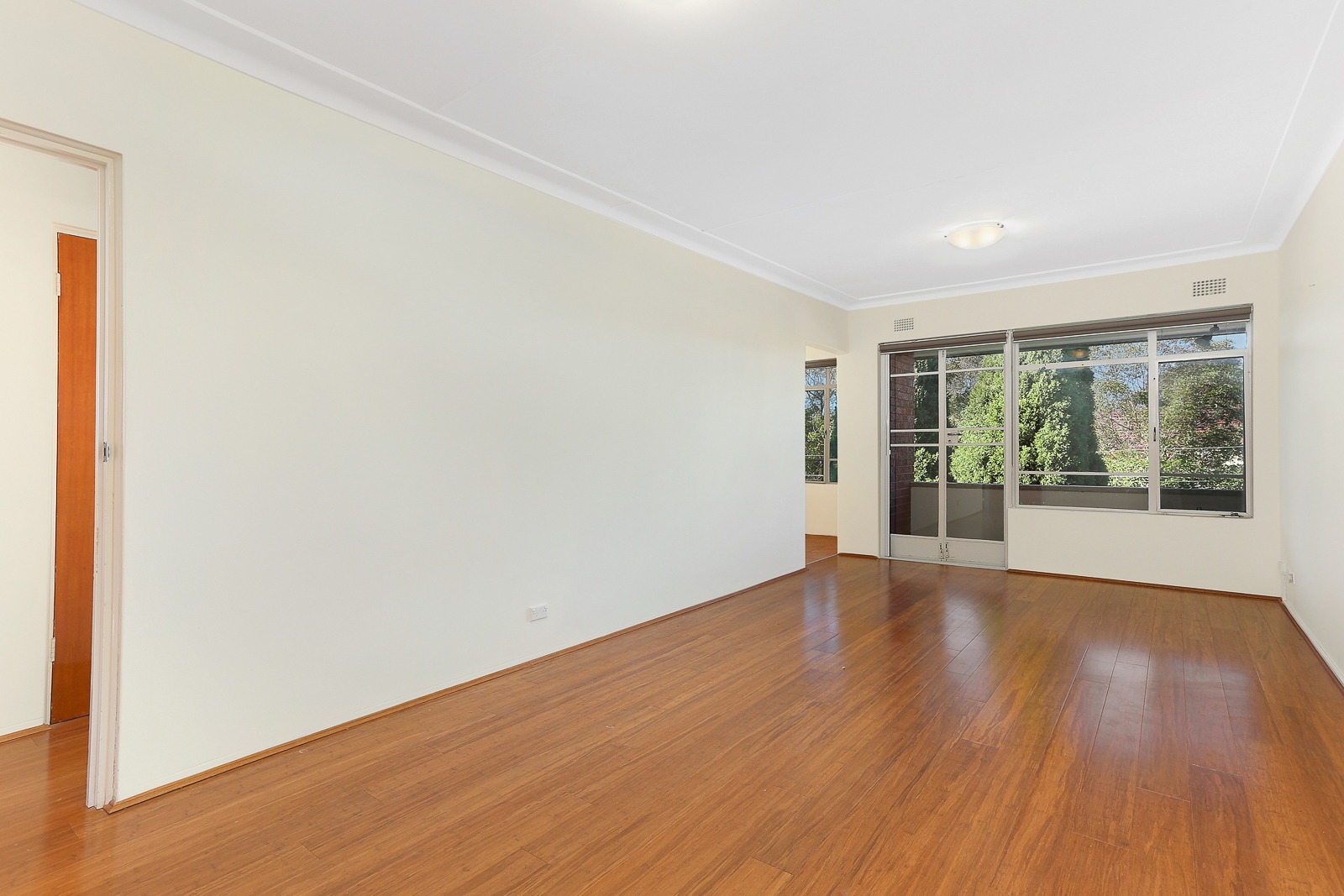 7/6 Chandos Street, Ashfield Leased by Hudson McHugh - image 1