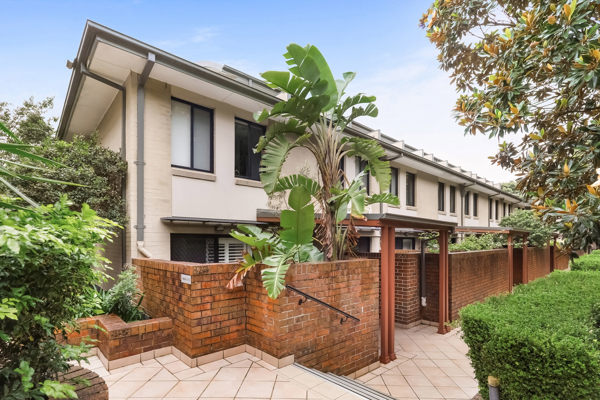21/36-50 Taylor Street, Annandale Sold by Hudson McHugh - image 1
