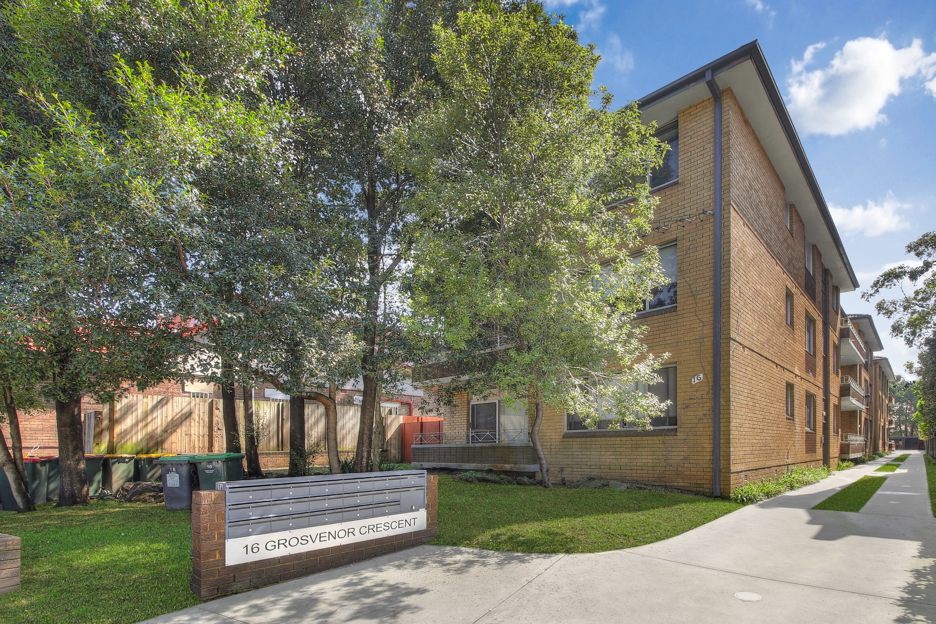 5/16 Grosvenor Crescent, Summer Hill Leased by Hudson McHugh - image 1