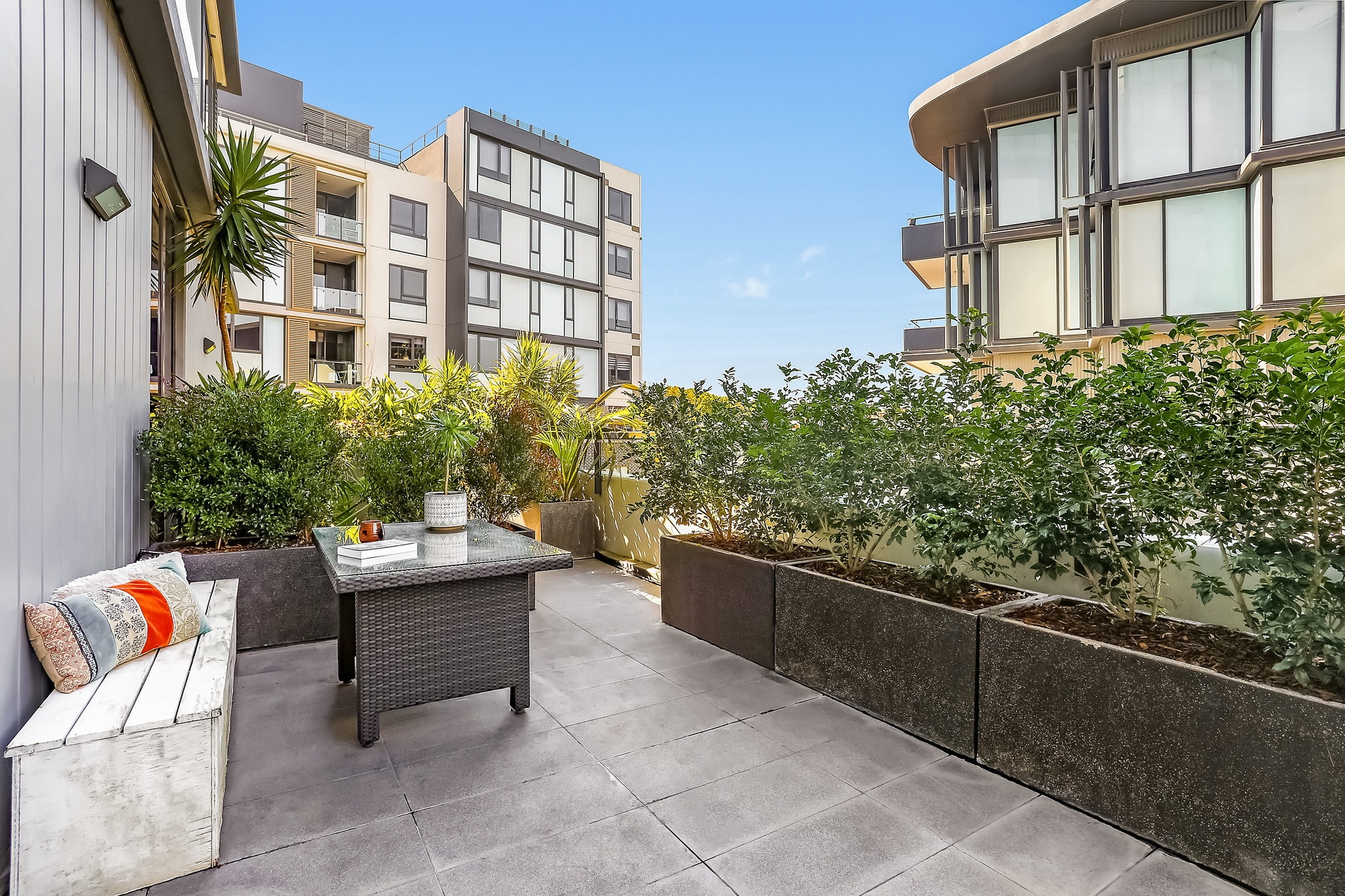 412/20 Hudson Street, Lewisham Sold by Hudson McHugh - image 1