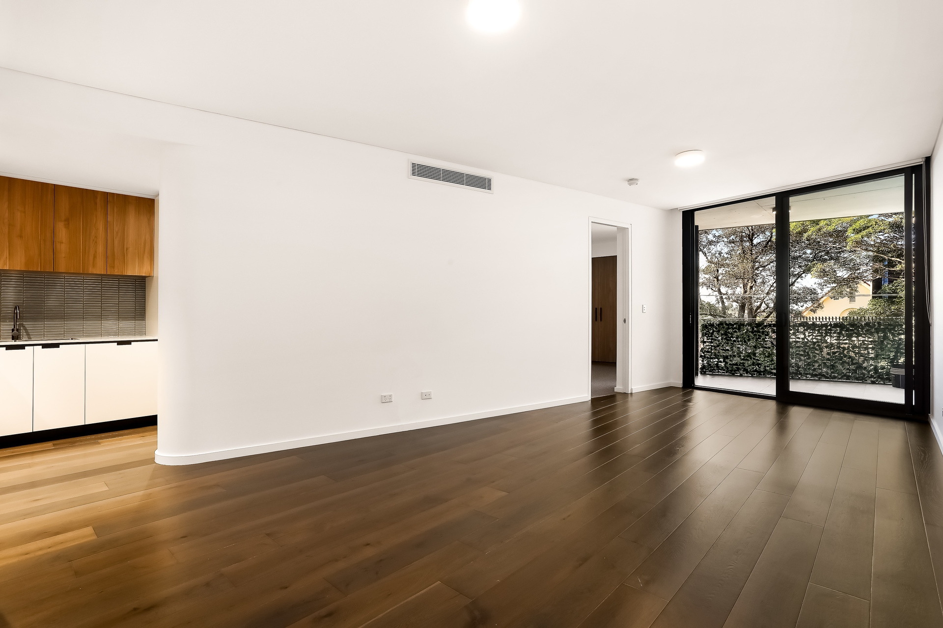 1/392-396 Illawarra Road, Marrickville Leased by Hudson McHugh - image 1